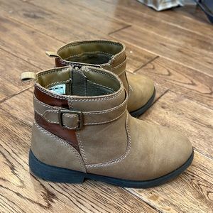 Carters girls size 12 shoes